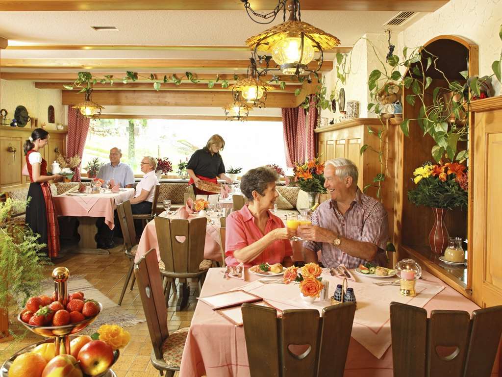 Hotel Kaltenbach Schoenwald im Schwarzwald Restaurant photo